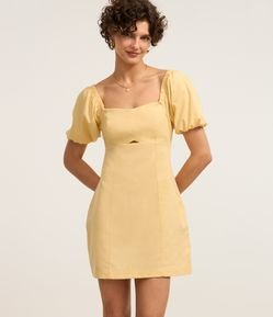 Vestido Curto em Viscolinho com Manga Bufante
