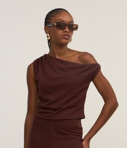 Blusa sem Manga em Ponto Roma com Detalhe Assimétrico