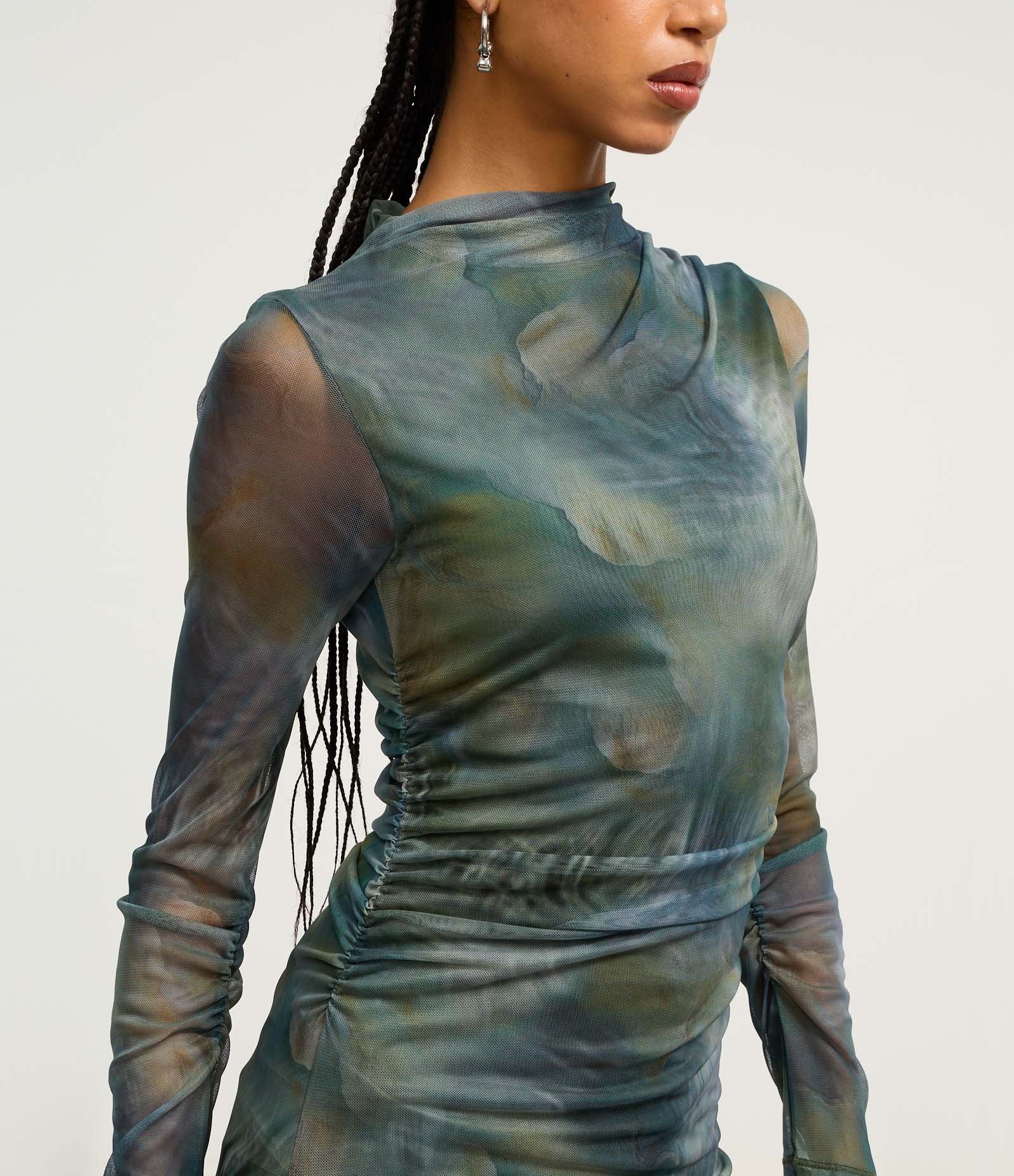 Vestido Midi em Tule com Estampa Abstrata Verde 4