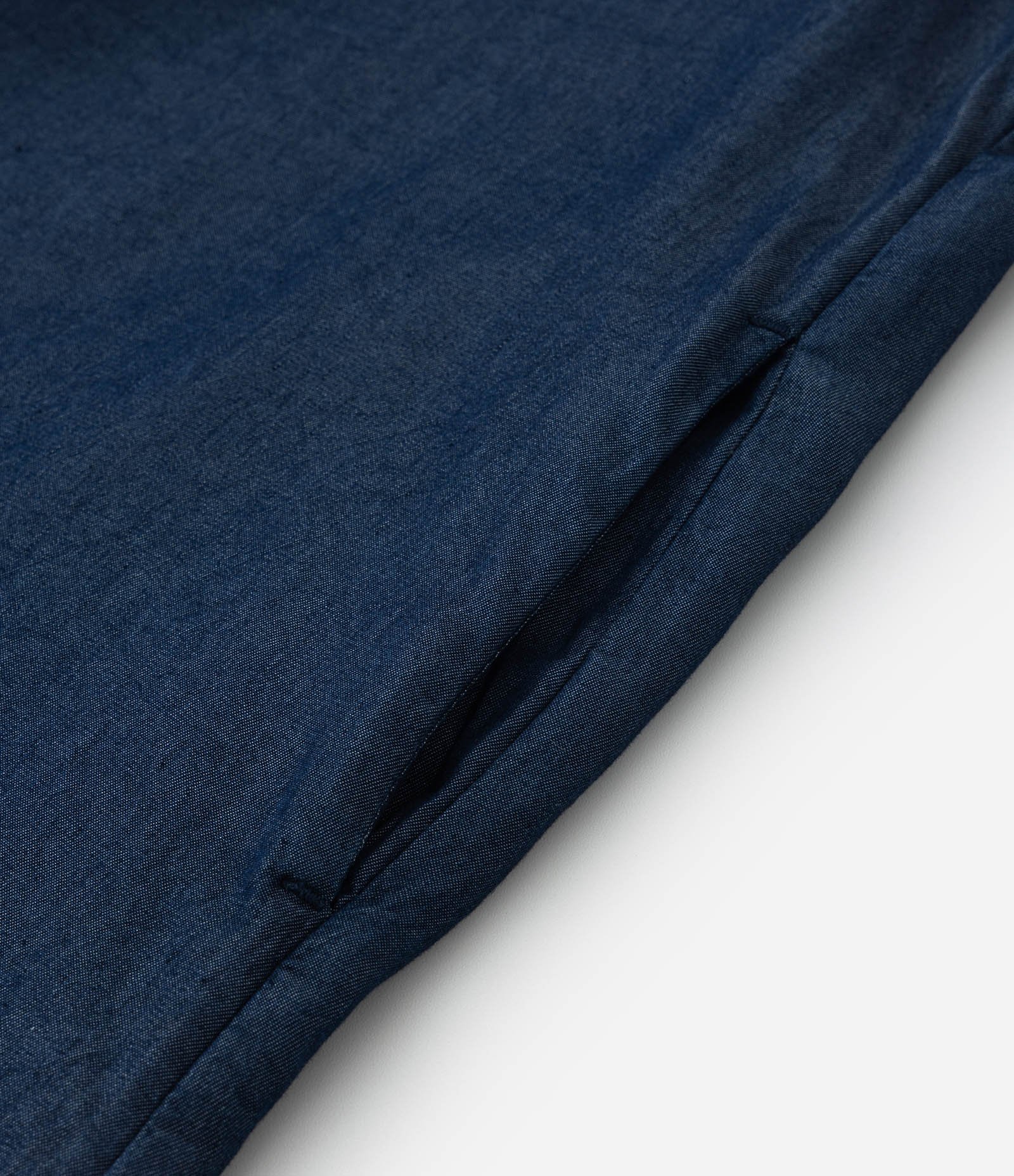 Vestido Chemise Jeans com Bolsos Curve & Plus Size Azul Marinho 8