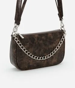 Bolsa Baguete Pequena Efeito Estonada com Detalhe de Corrente