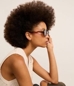 Óculos de Sol Redondo Médio com Haste Ondulada