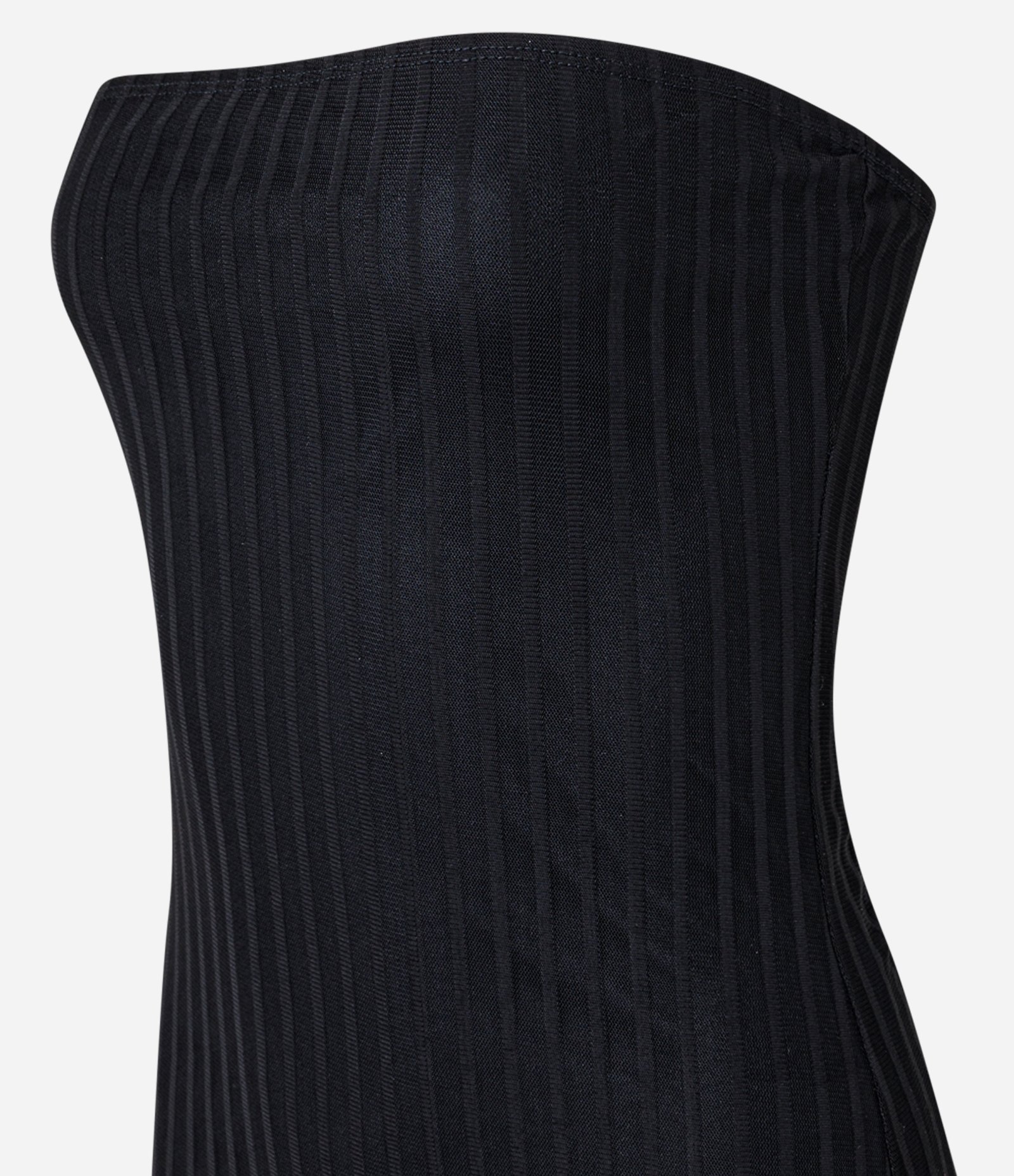 Vestido Curto em Tule Tomara que Caia com Babado na Barra Preto 6