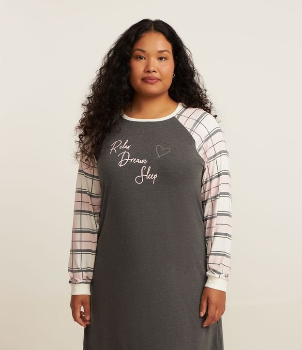 Camisola Raglan Xadrez e Estampa Lettering Curve & Plus Size