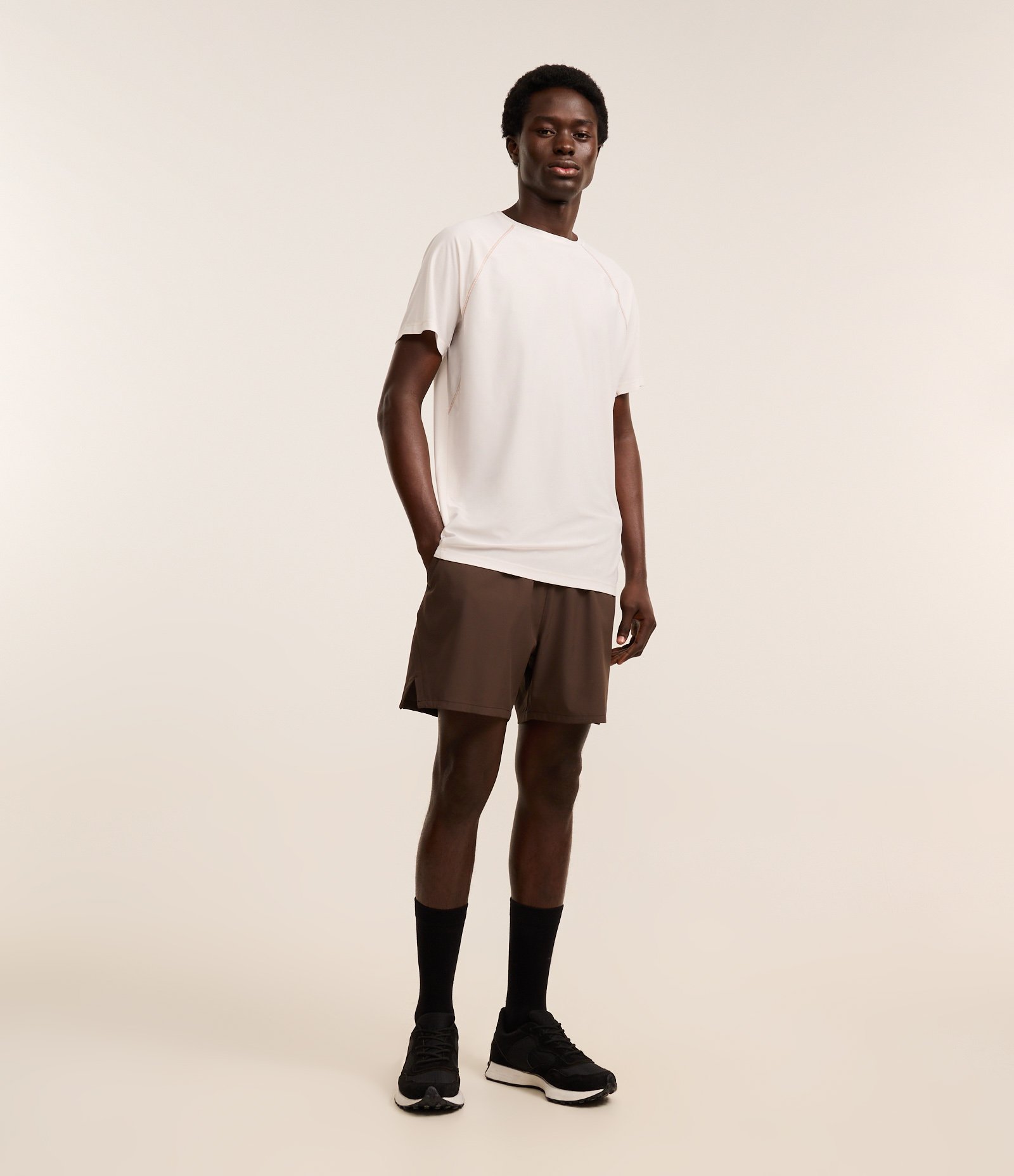 Camiseta em Tecnologia Dry com Costura Contrastante Off White 2