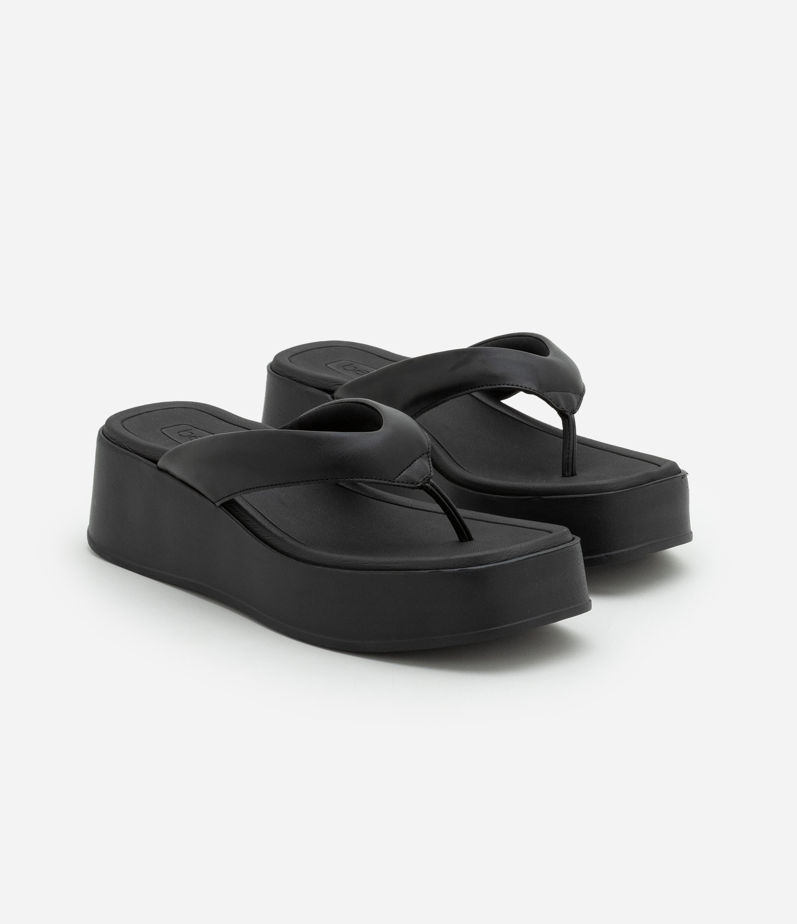 Sandália Flatform em PU Estilo Chinelinho Preto 2