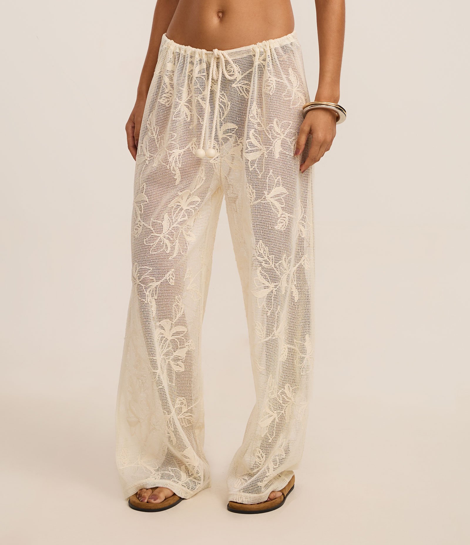 Saída de Praia Calça em Renda com Amarração na Cintura Off White 2