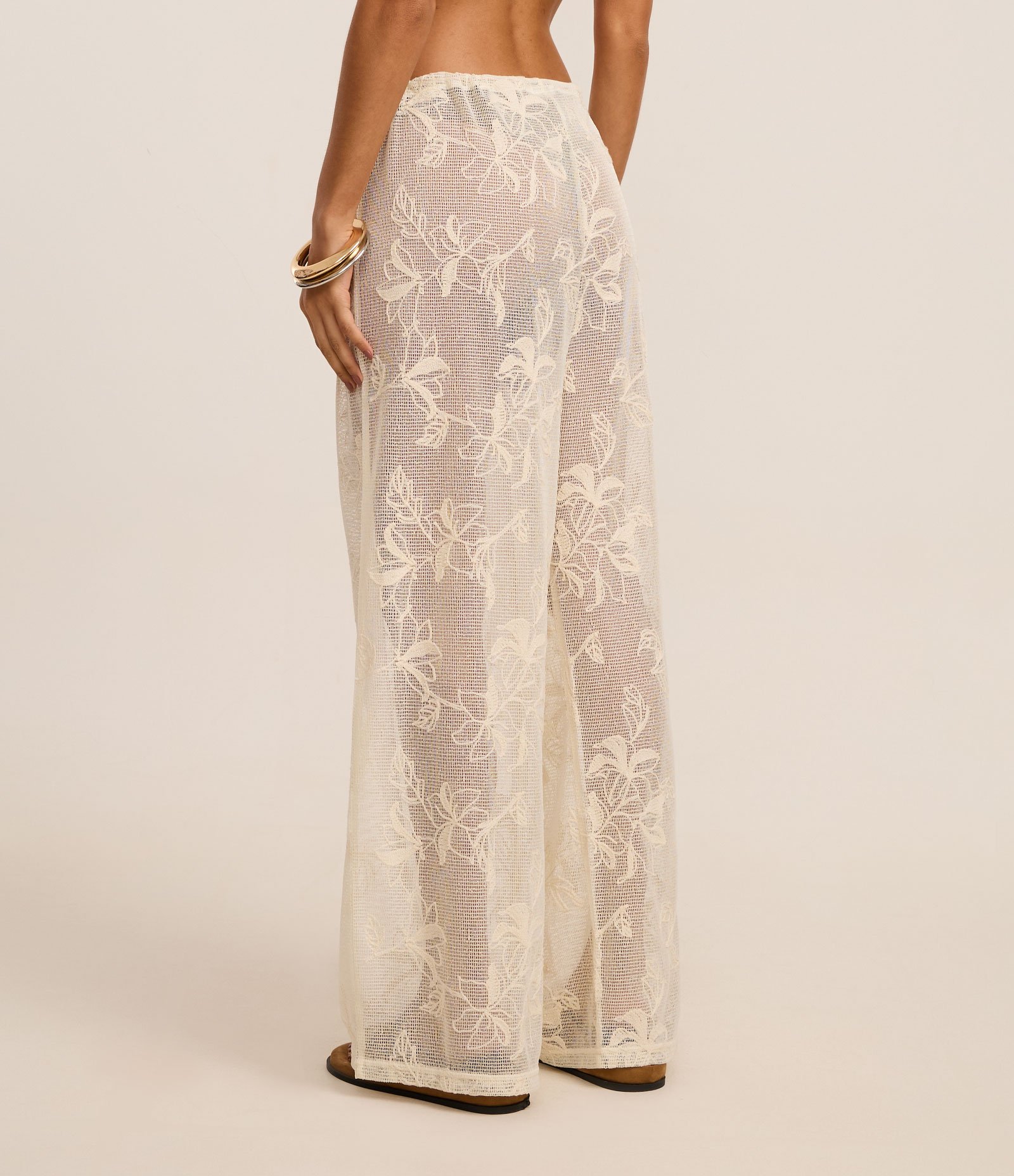 Saída de Praia Calça em Renda com Amarração na Cintura Off White 4