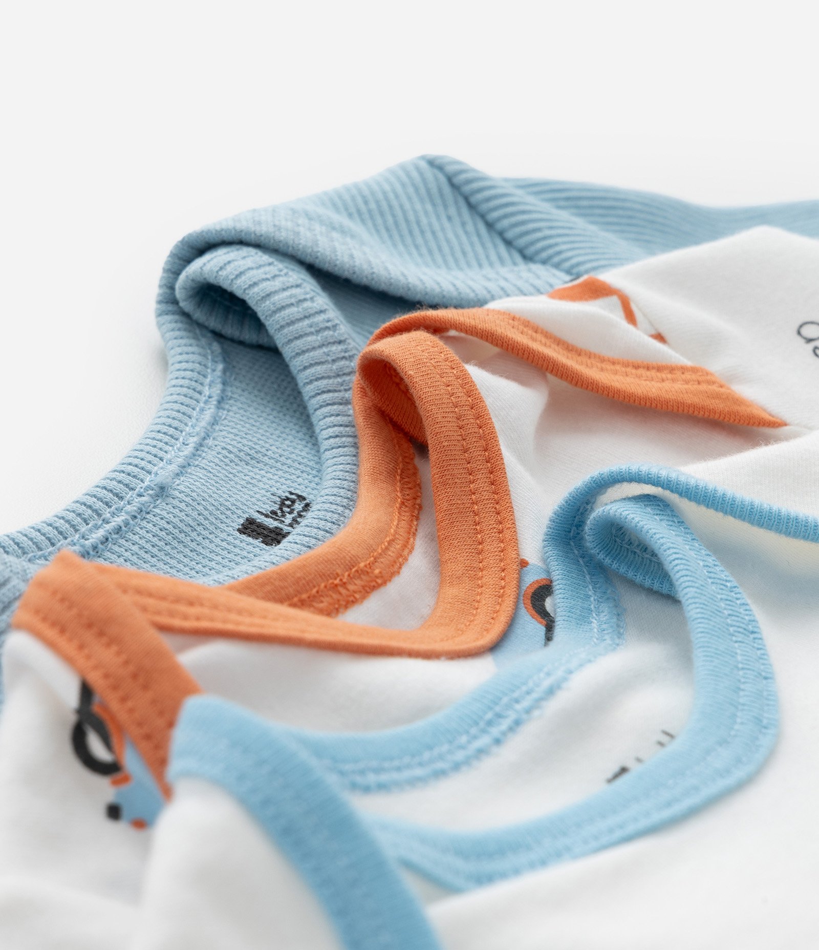 Kit 03 Bodies Infantis com Estampa Carrinhos - Tam 0 a 18 meses Azul/Branco 4