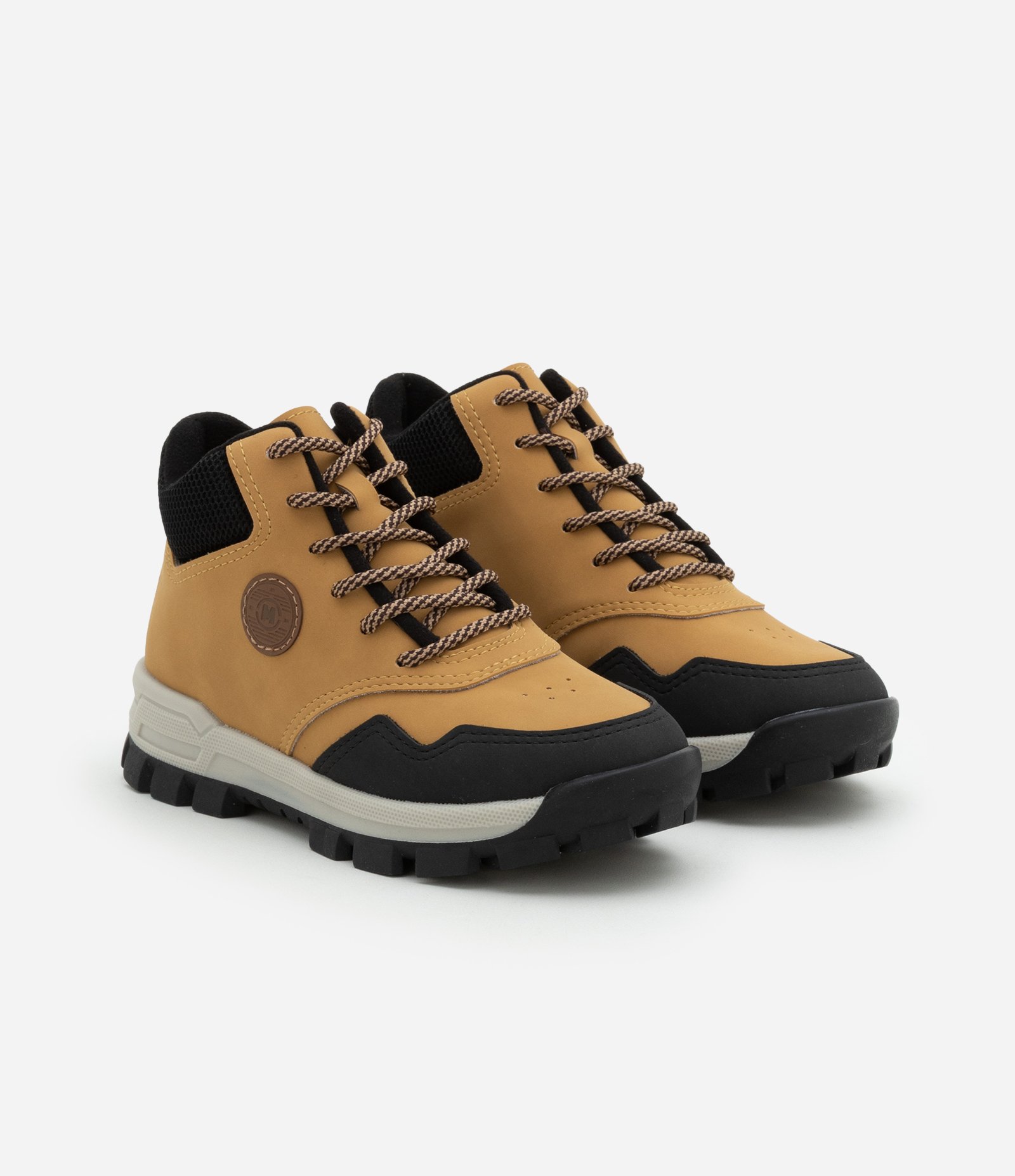 Bota Infantil Tratorada com Recortes Contrastantes - Tam 27 a 36 Amarelo 1