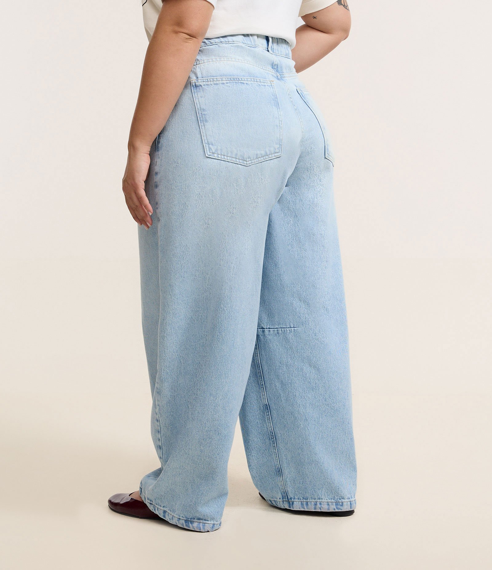 Calça Barrel em Jeans Curve & Plus Size Azul 6