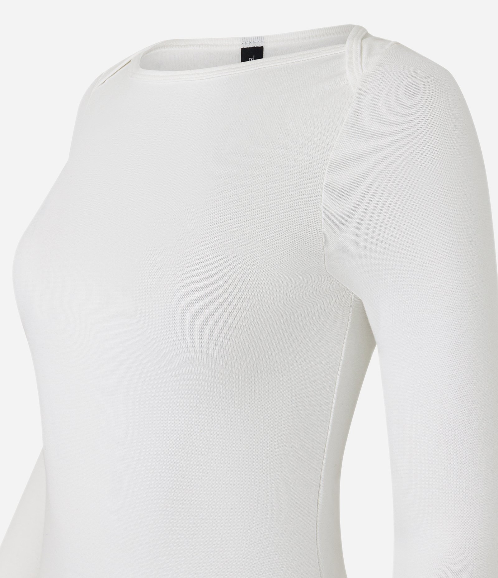 Blusa em Ribana com Detalhe Sobreposto no Ombro Branco 5