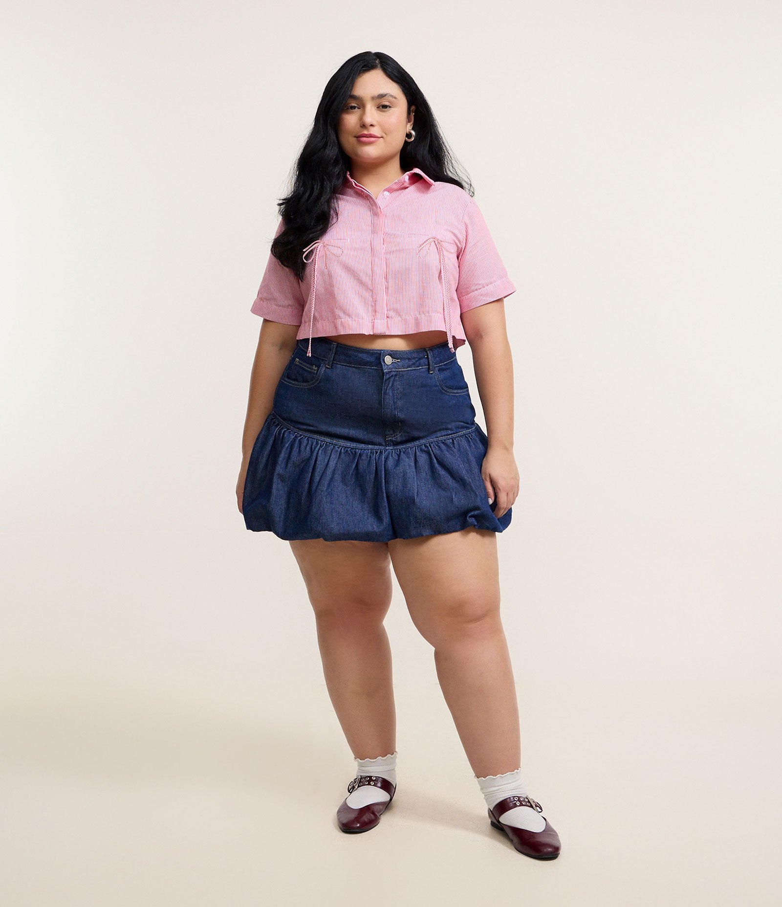 Camisa Cropped com Bolsos e Laços Curve & Plus Size Vermelho/Branco 3