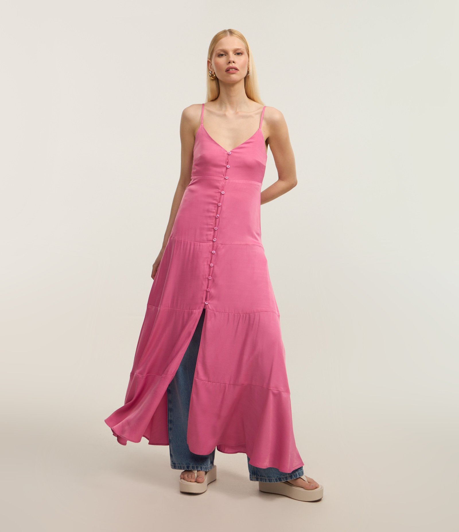 Vestido Longo Evasé com Fenda e Botões Frontais Rosa 1