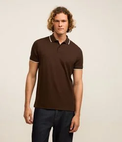 Camisa Polo com Textura Jacquard e Detalhe