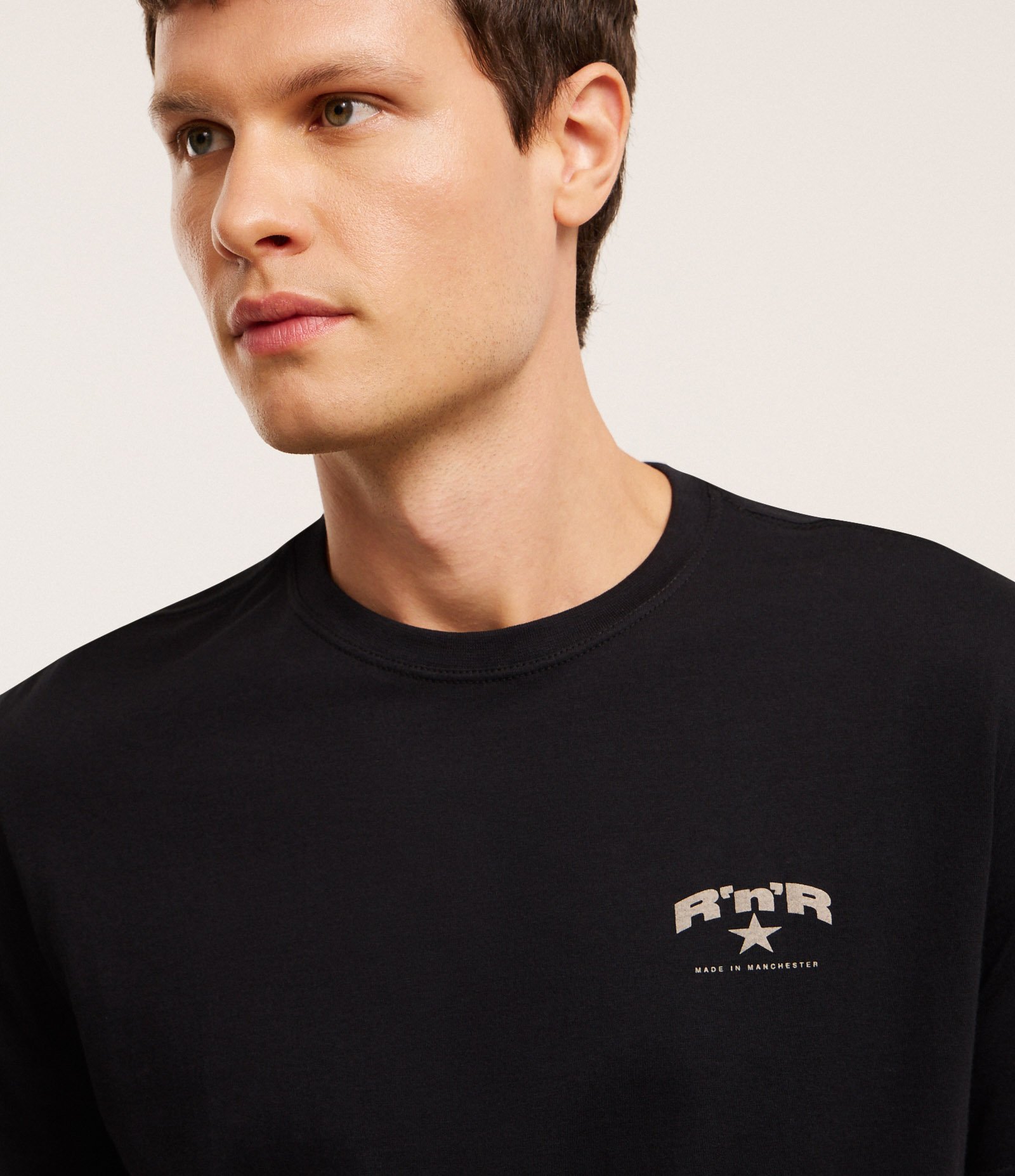 Camiseta Comfort com Estampa Liam Gallagher Preto 4