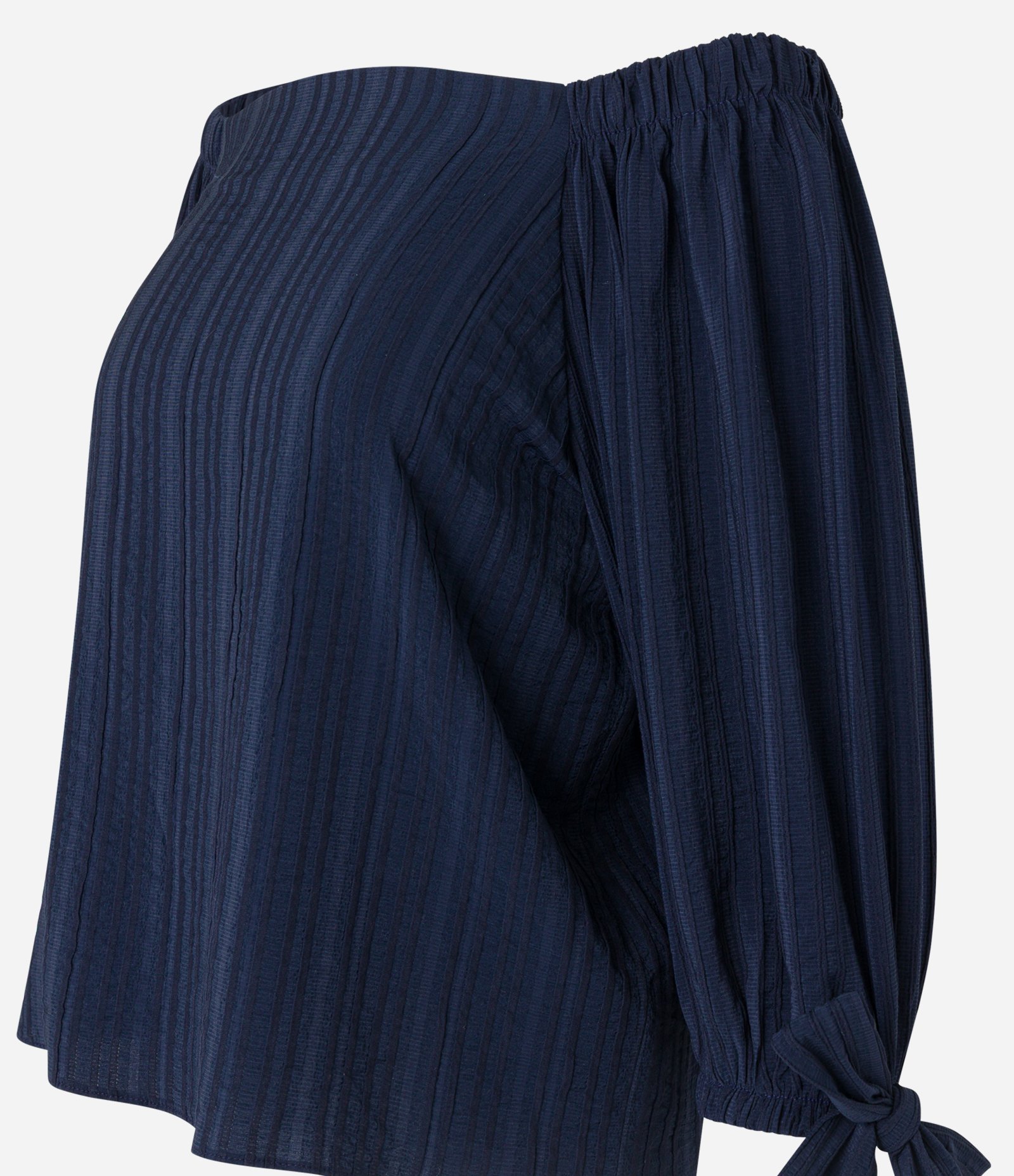 Blusa em Viscose com Decote Quadrado e Manga 3/4 com Amarração nos Punhos Azul Marinho 7