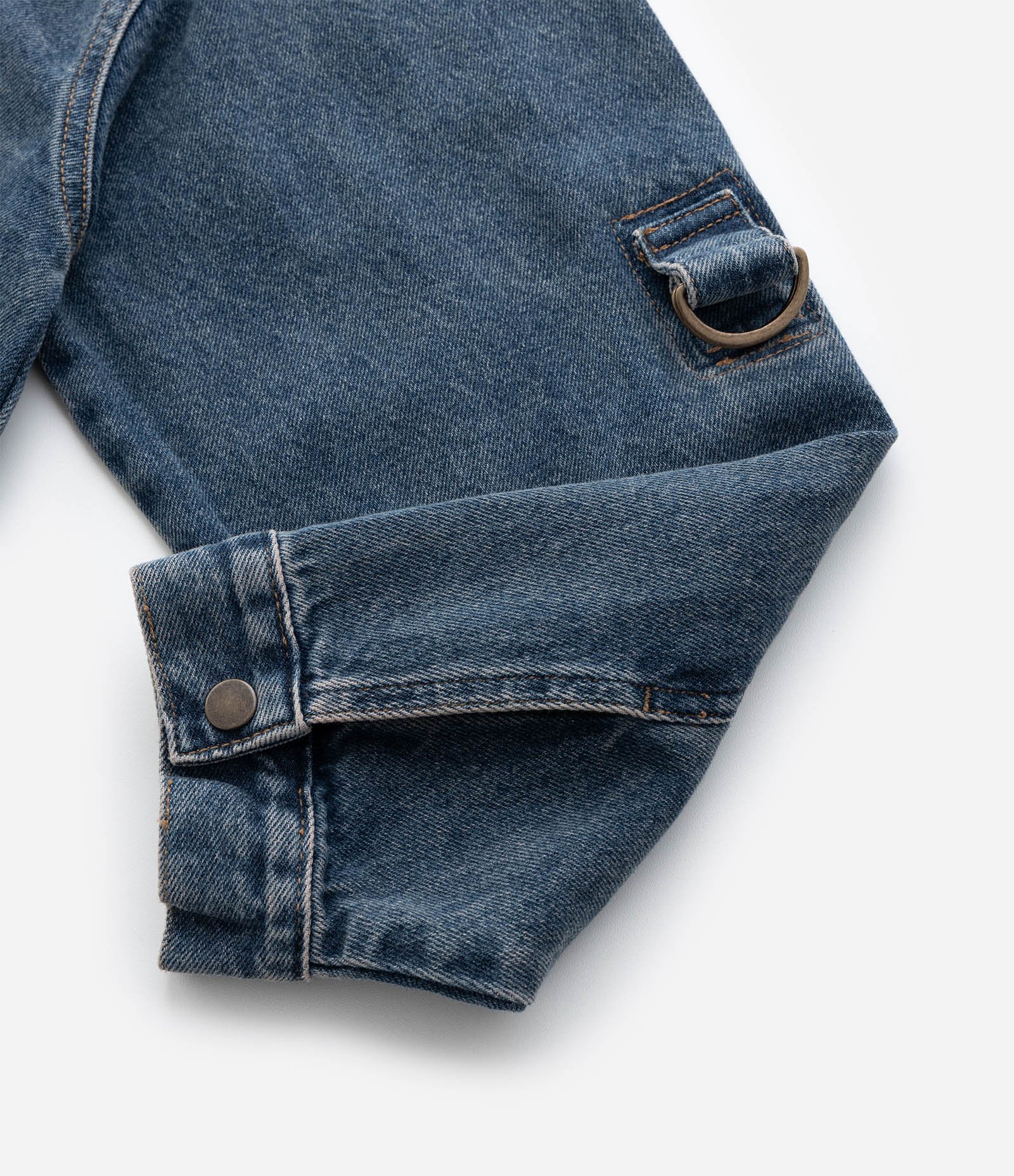 Camisa Jeans Dirty e Martingale com Bolso Curve & Plus Size Azul 7