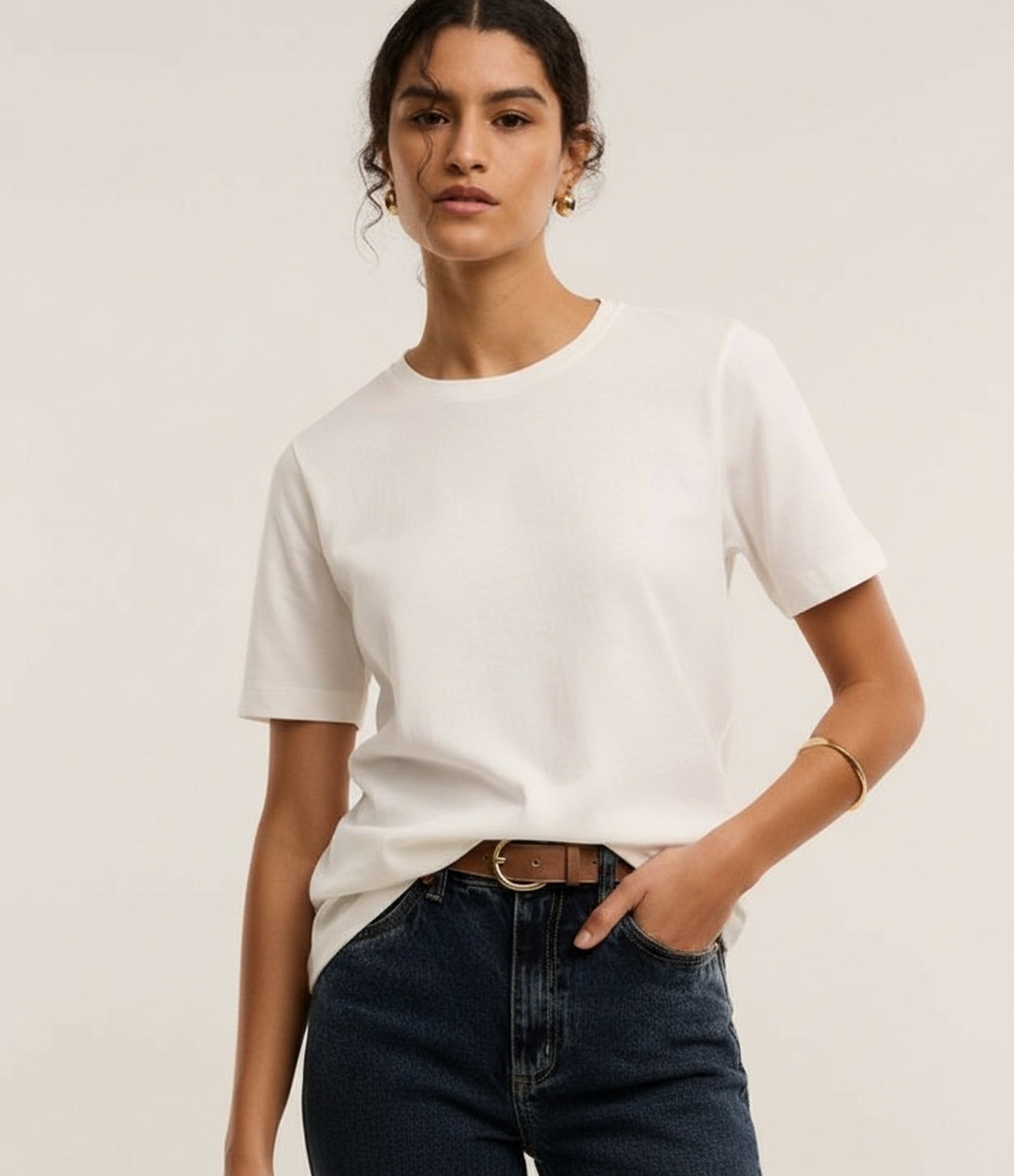 Camiseta Básica em Cotton com Gola Redonda Branco 4