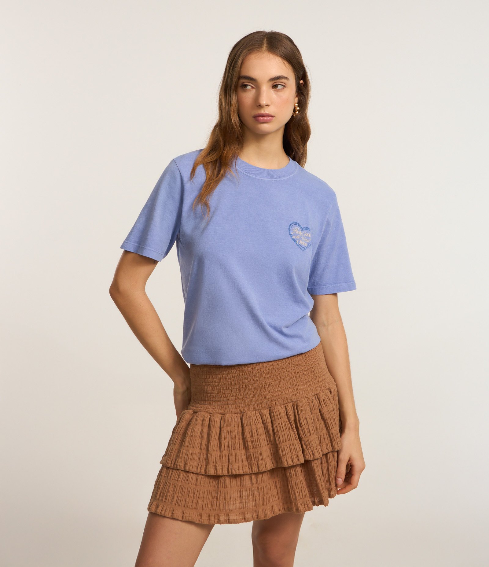 Saia Curta com Textura Maquinetada e Babado Marrom 2