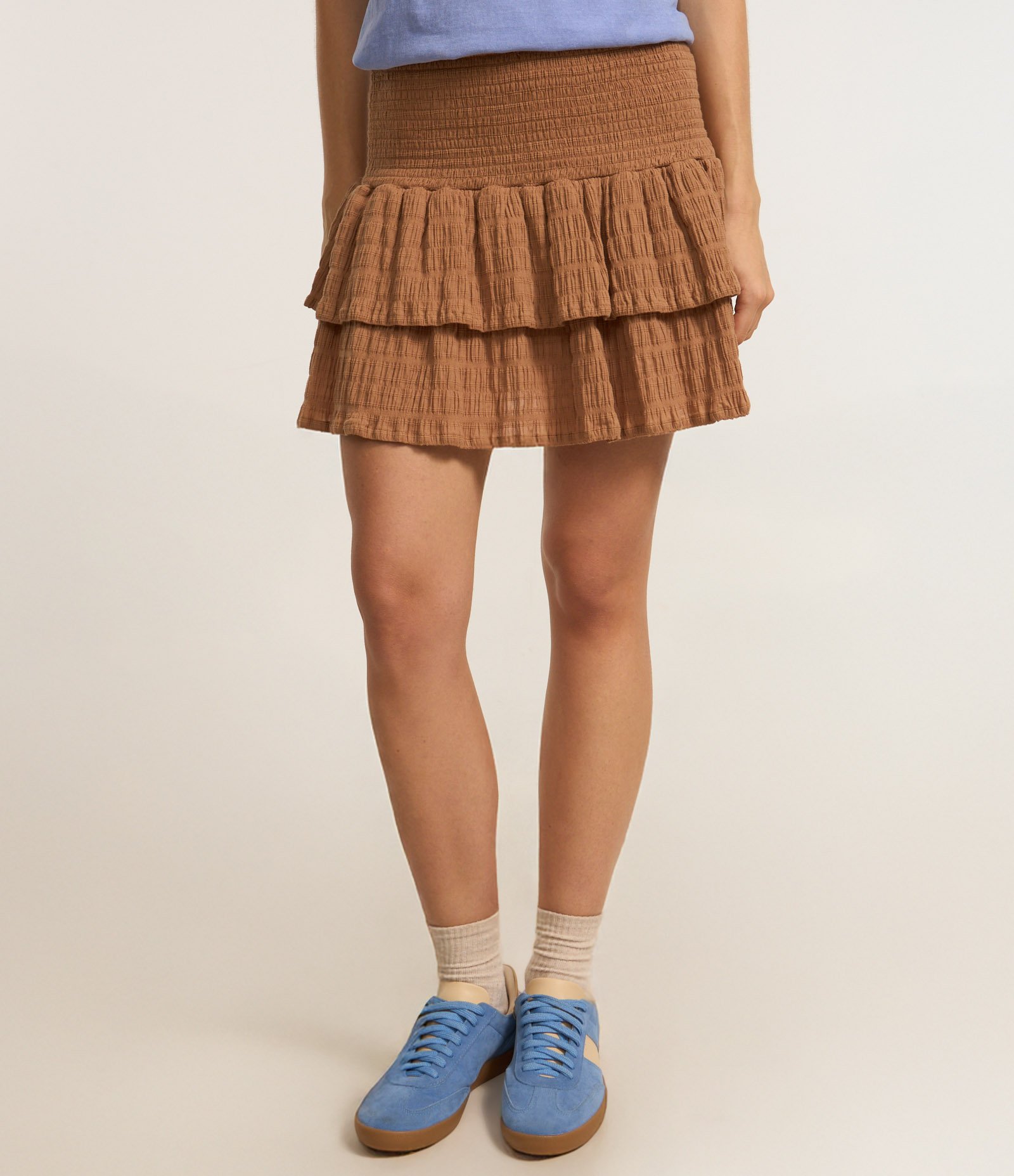 Saia Curta com Textura Maquinetada e Babado Marrom 3