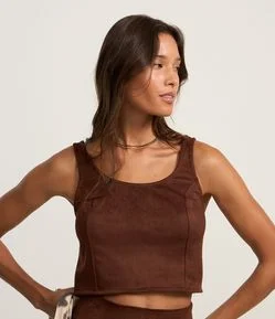 Blusa Cropped em Suede com Recortes e Lastex nas Costas