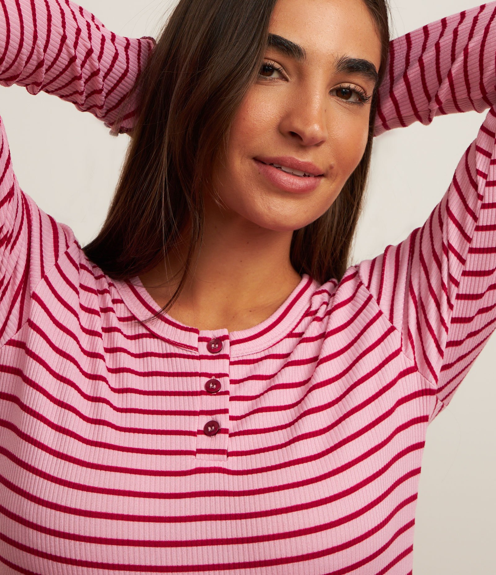 Pijama Longo em Ribana com Listras e Acabamento de Frufrus Rosa 2