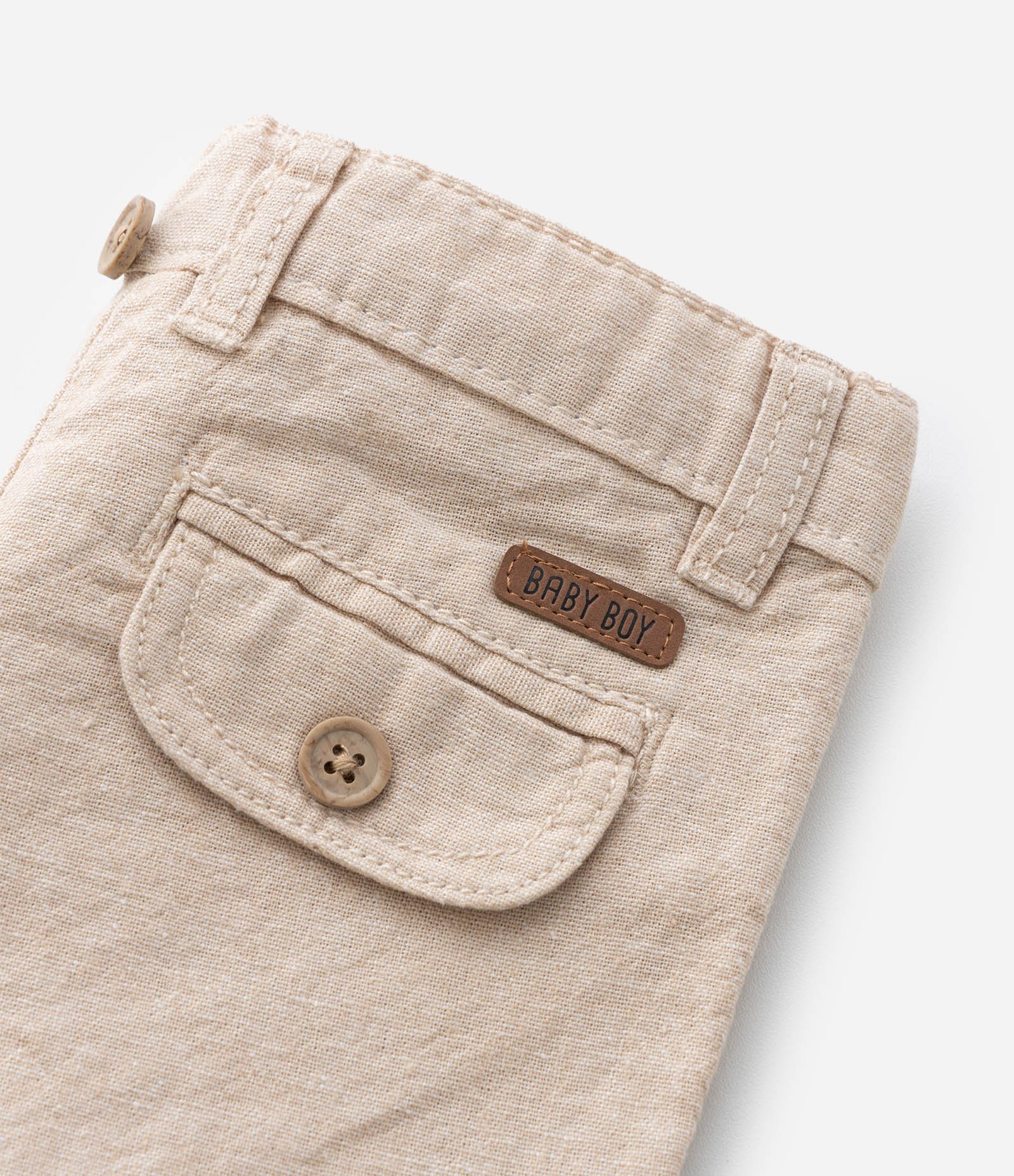Bermuda Infantil em Linho com Suspensório - Tam 0 a 18 Meses Bege 10