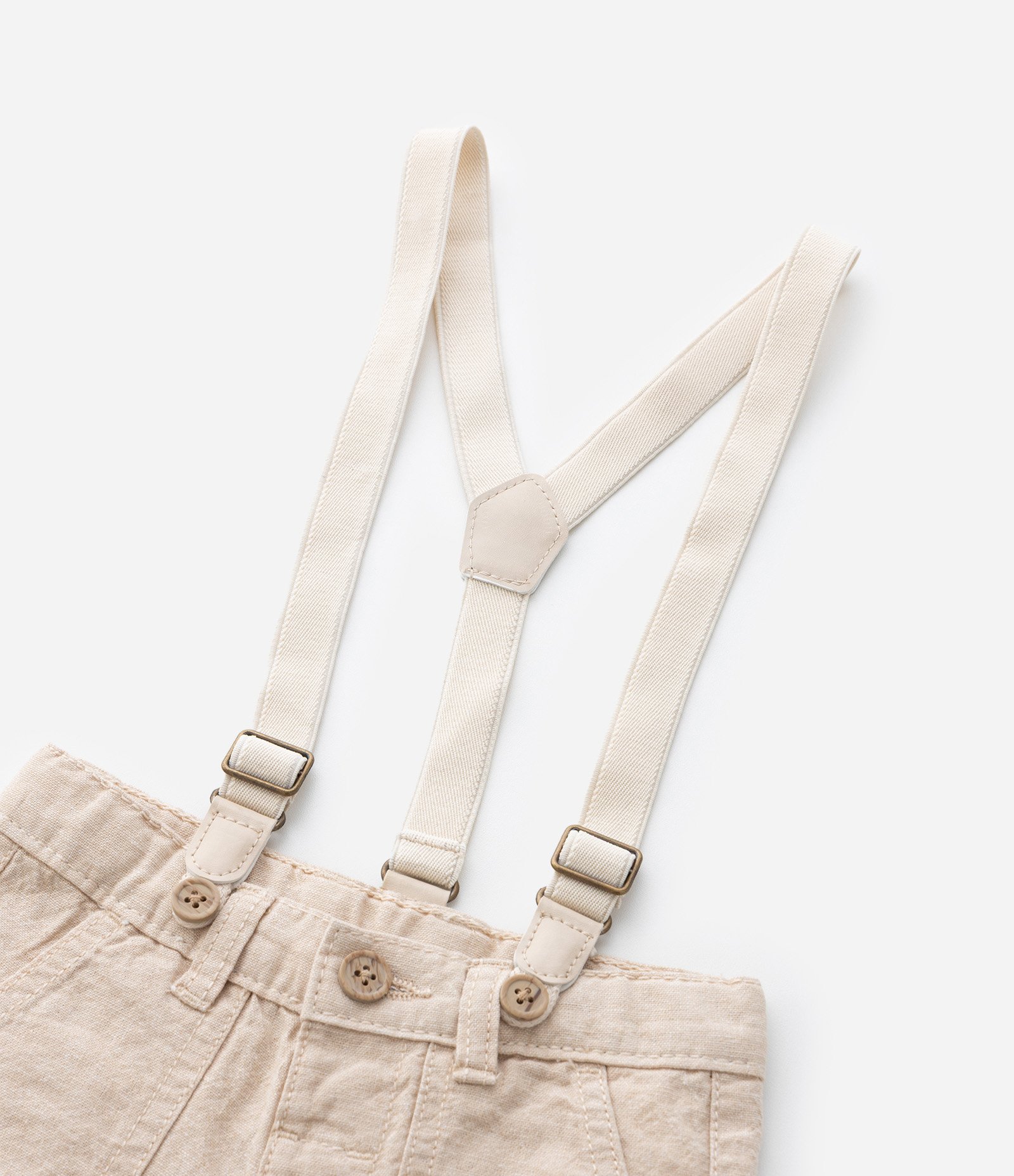 Bermuda Infantil em Linho com Suspensório - Tam 0 a 18 Meses Bege 5