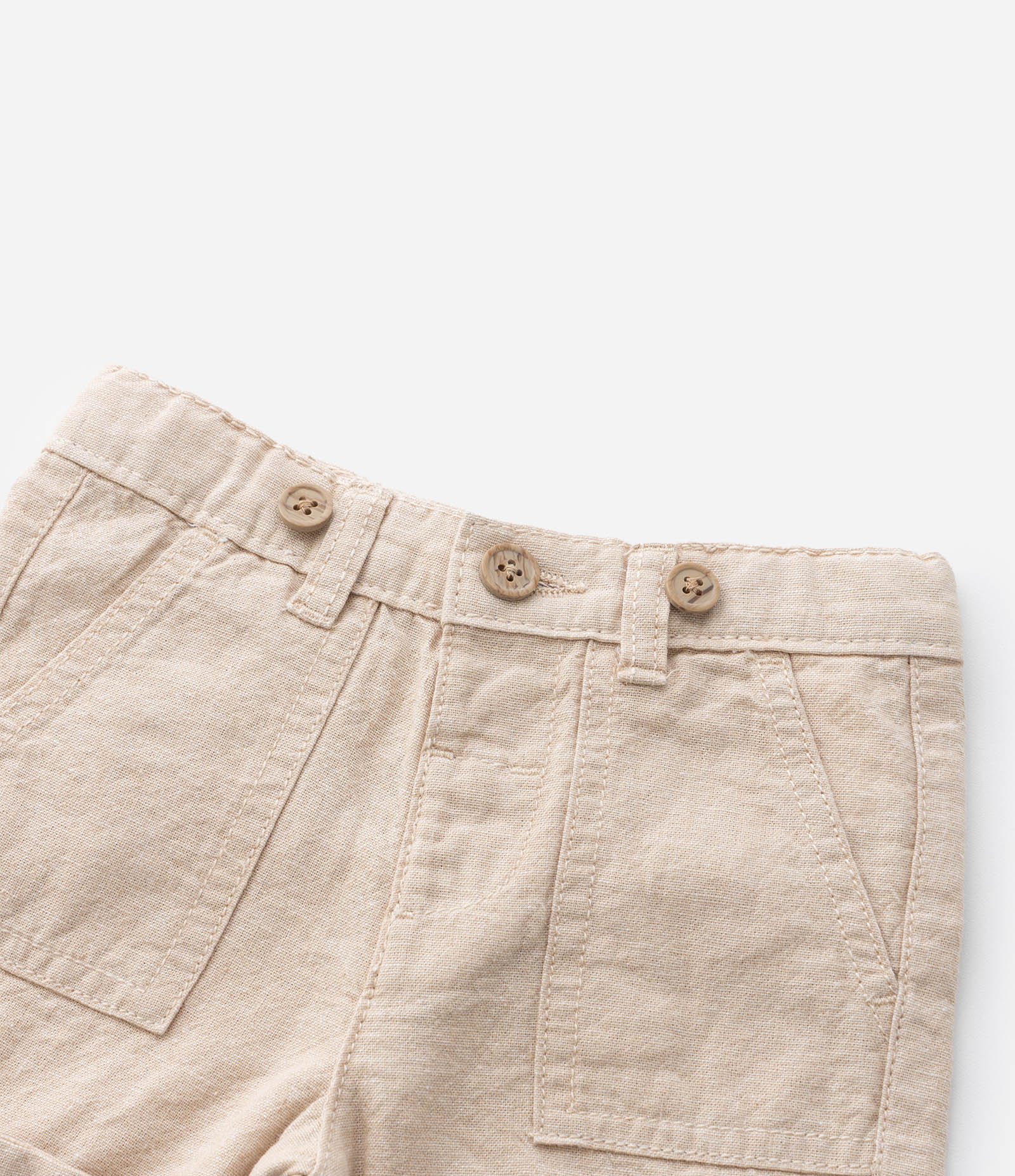 Bermuda Infantil em Linho com Suspensório - Tam 0 a 18 Meses Bege 7