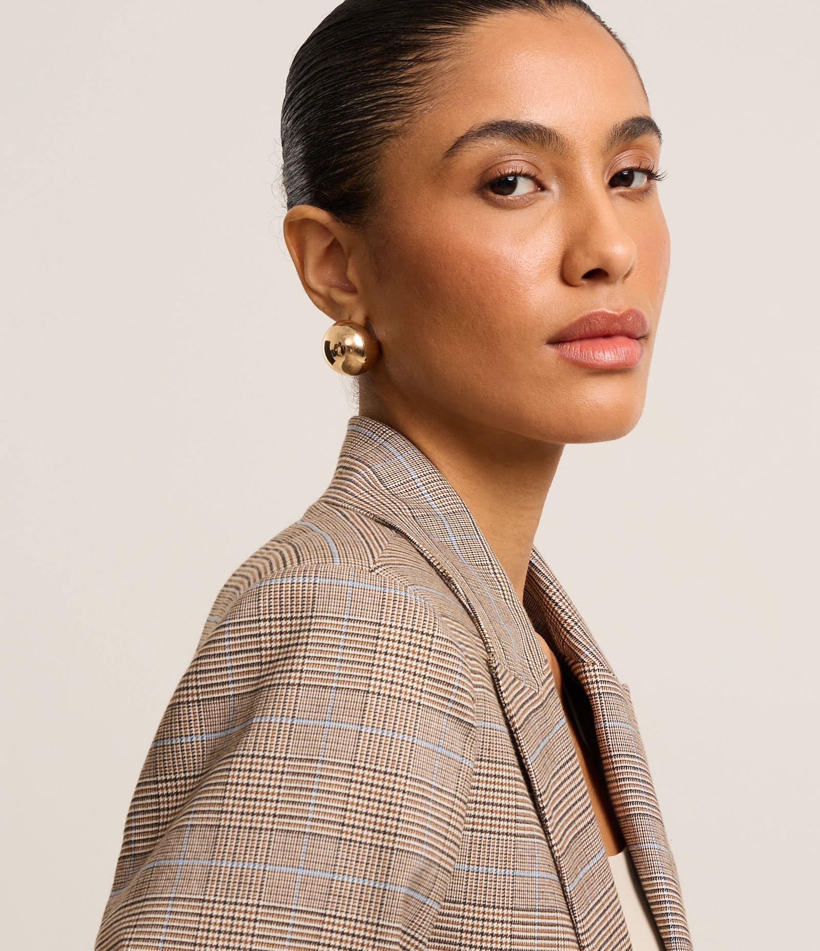 Blazer Alfaiatado com Transpasse e Botões com Brasão Cinza 4