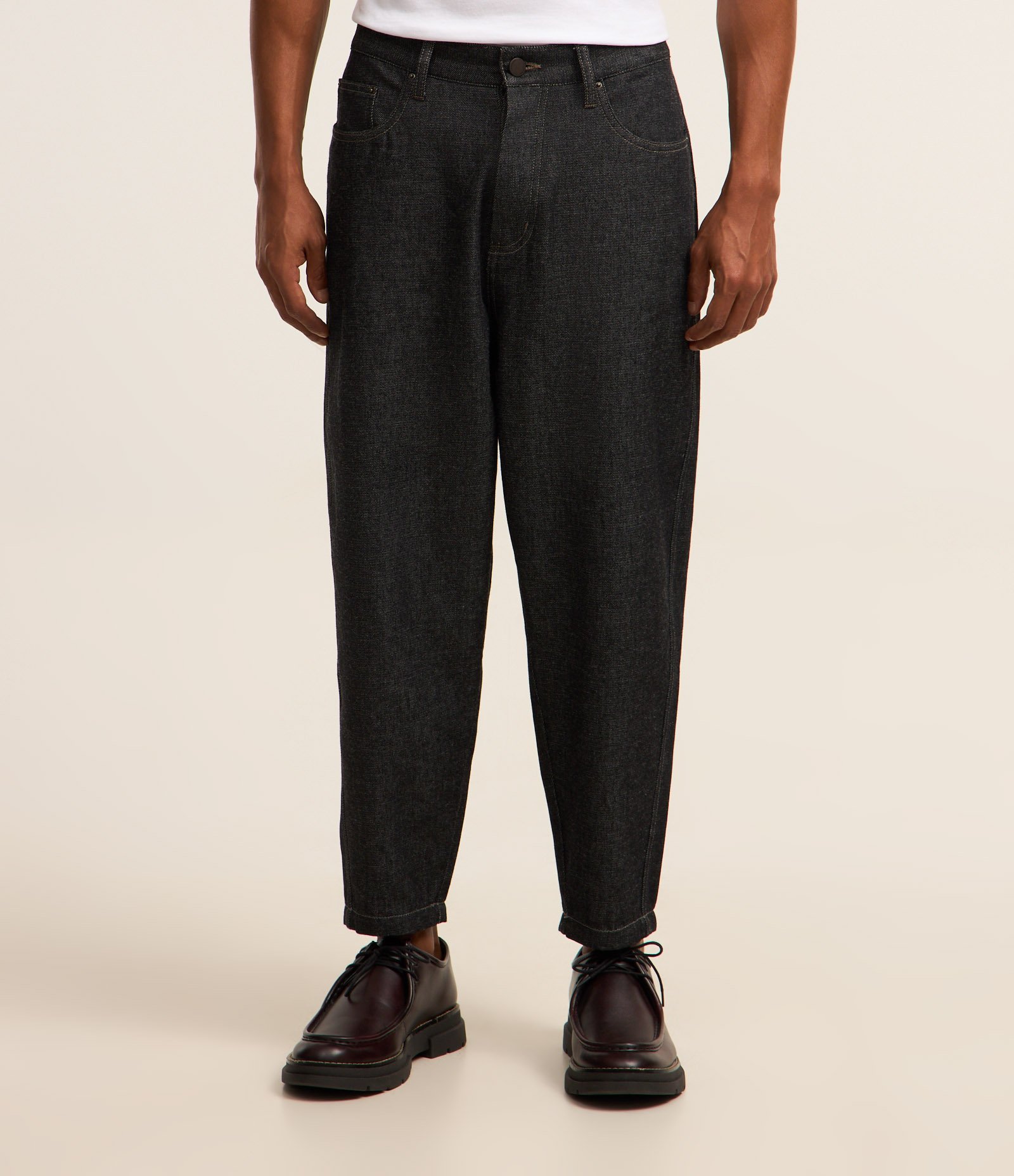 Calca em Jeans com Costura Contrastante Preto 2