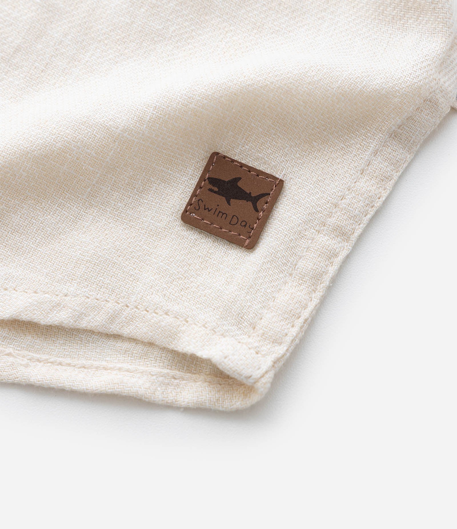 Camisa Infantil em Cambraia com Bolso - Tam 0 a 18 Meses Bege 6