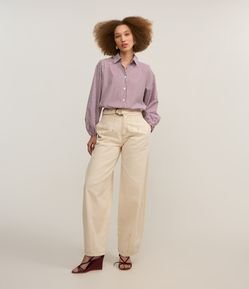 Calça Barrel Cintura Alta em Jeans com Cinto e Costura Aparente