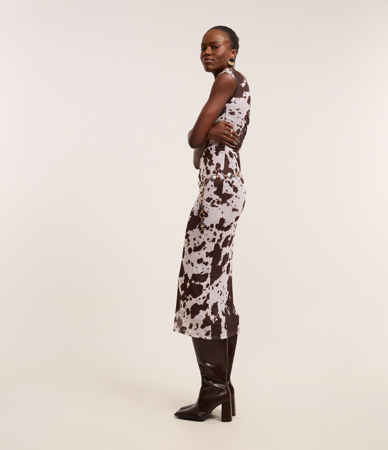 Vestido Reto Midi Ombro a Ombro e Estampa Animal Print Cinza/Marrom 4