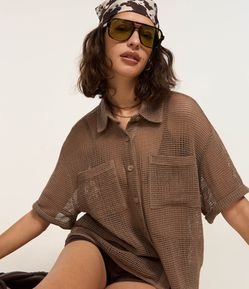 Camisa em Viscose com Textura com Bolso Frontal