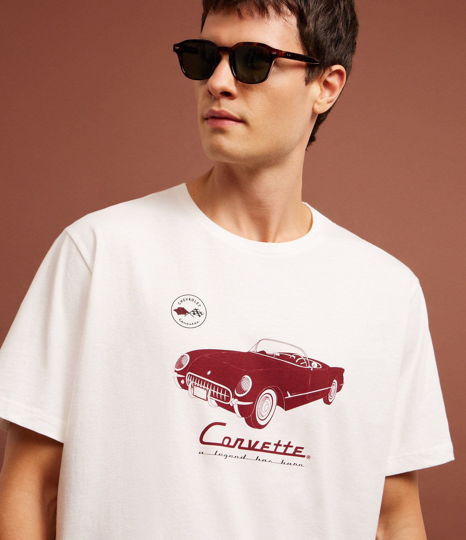 Camiseta Comfort em Algodão com Estampa de Carro Carro Corvette da Chevrolet Branco 6