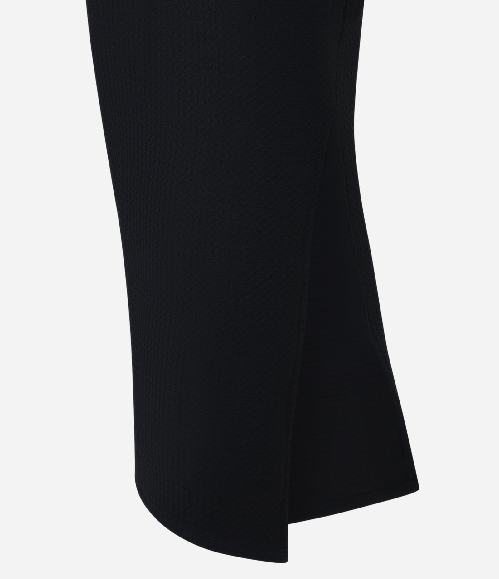 Vestido Longo em Helanca com Textura com Aviamento no Decote Preto 7
