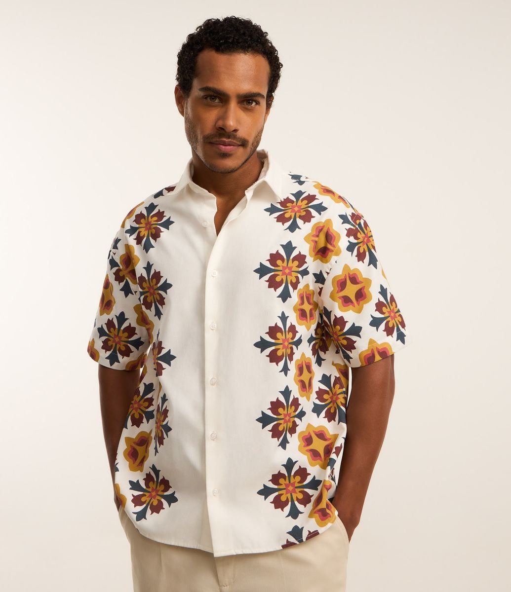 Camisa Boxy em Sarja com Estampa de Azulejo Português Off White