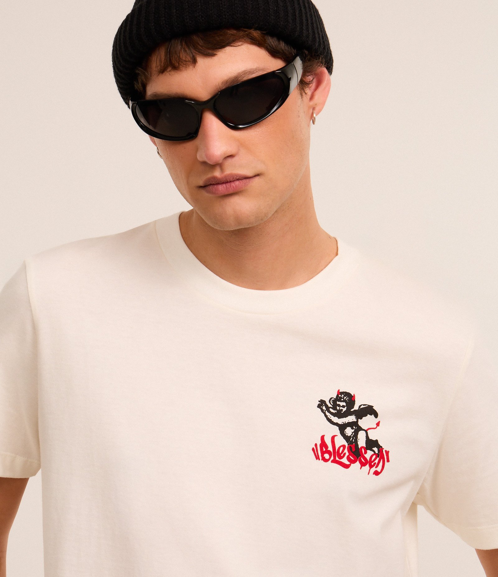 Camiseta Comfort em Algodão com Estampa Circulo de Anjos Branco 4