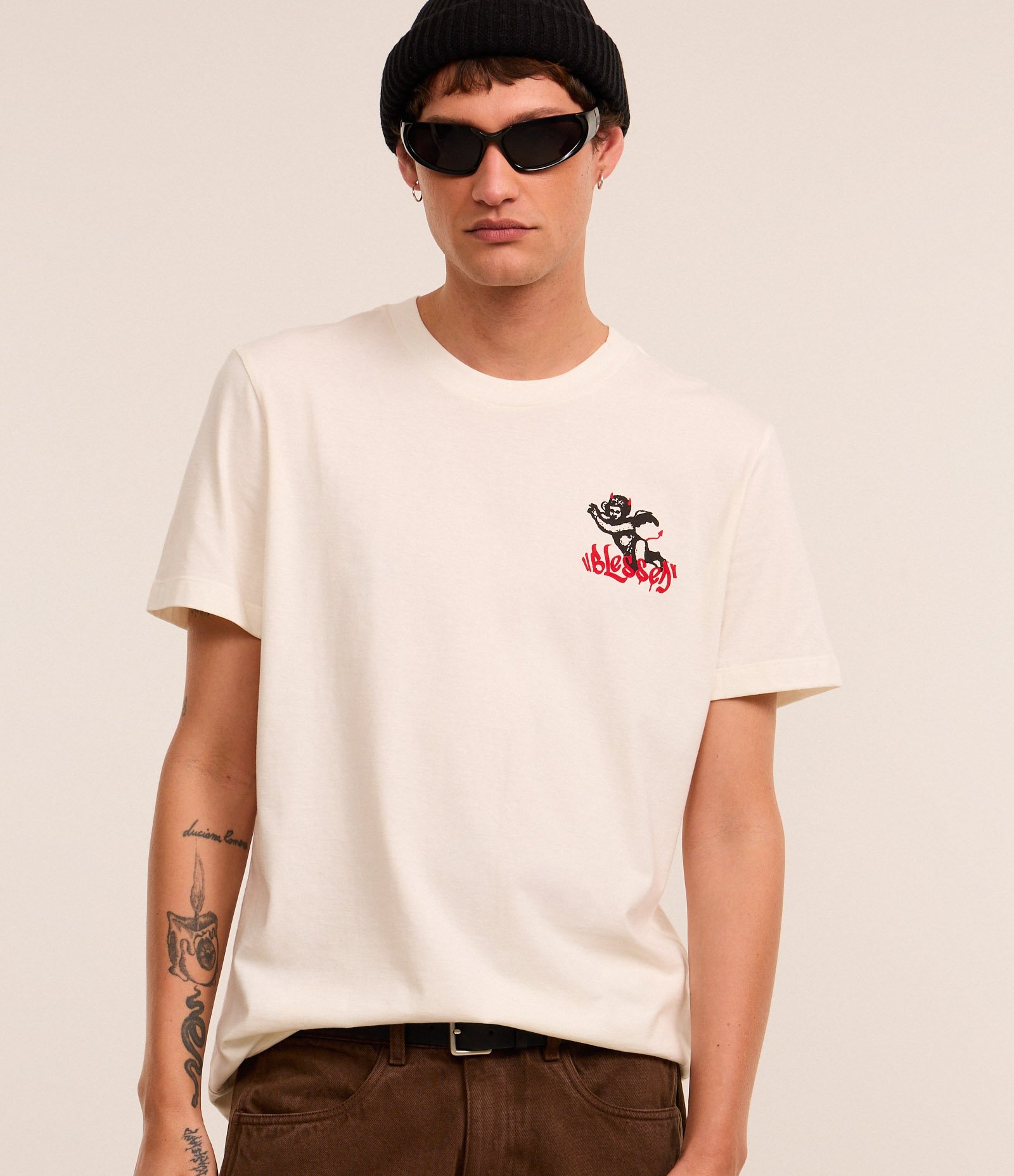 Camiseta Comfort em Algodão com Estampa Circulo de Anjos Branco 5