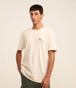 Camiseta Comfort em ALgodão Peruano com  Estampa de Praia 