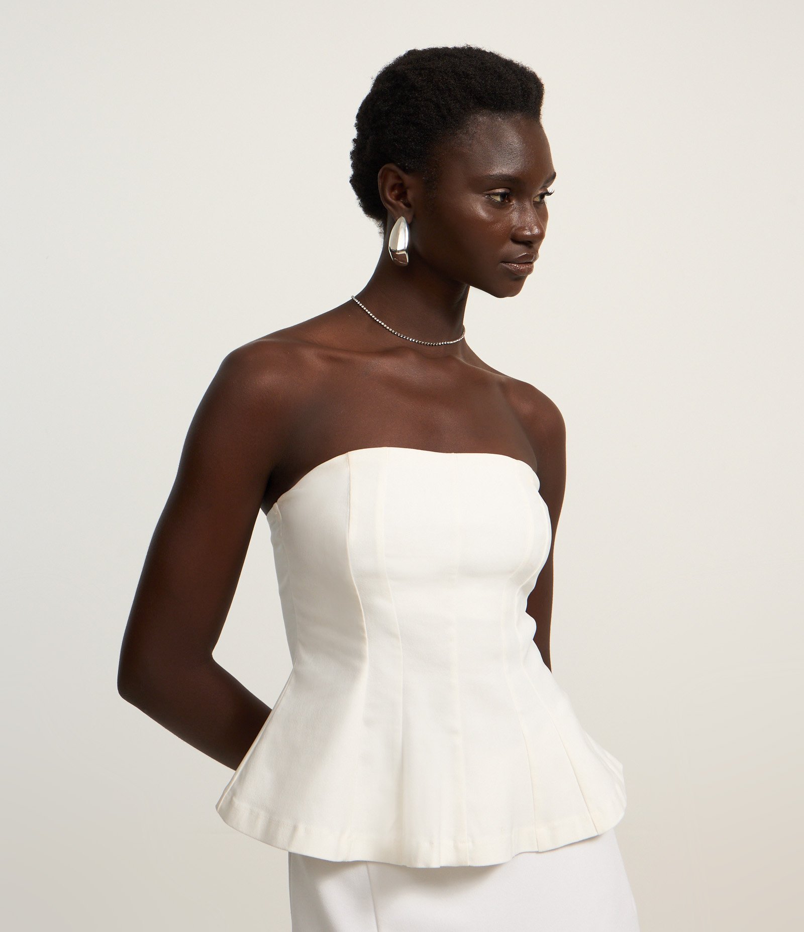 Blusa Peplum em Bengaline sem Alças Branco 1