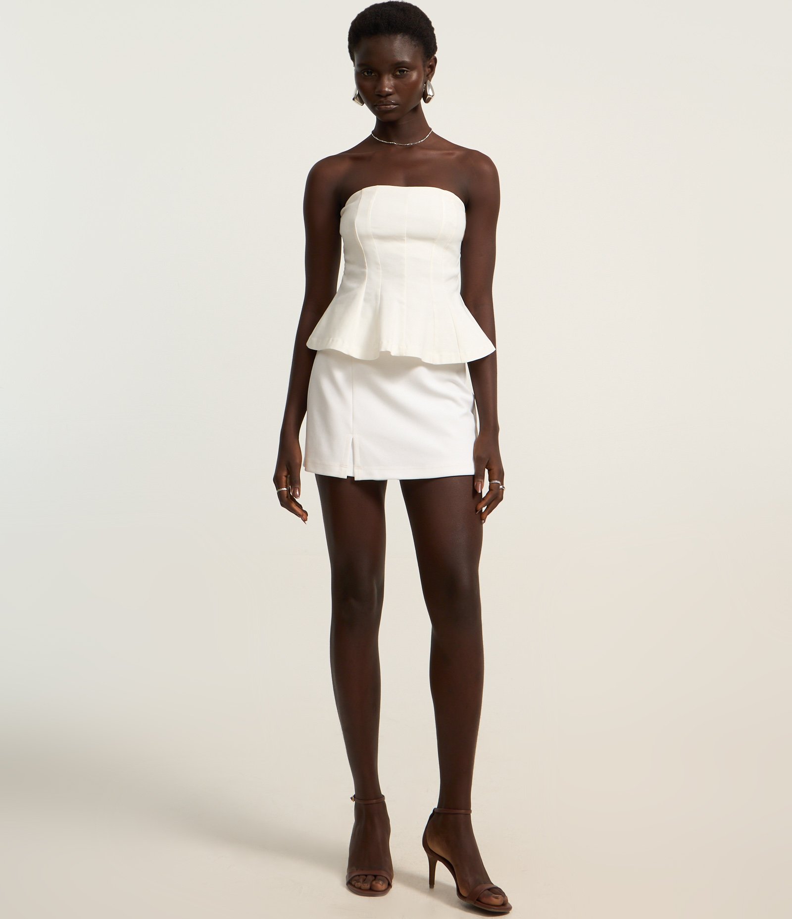 Blusa Peplum em Bengaline sem Alças Branco 2