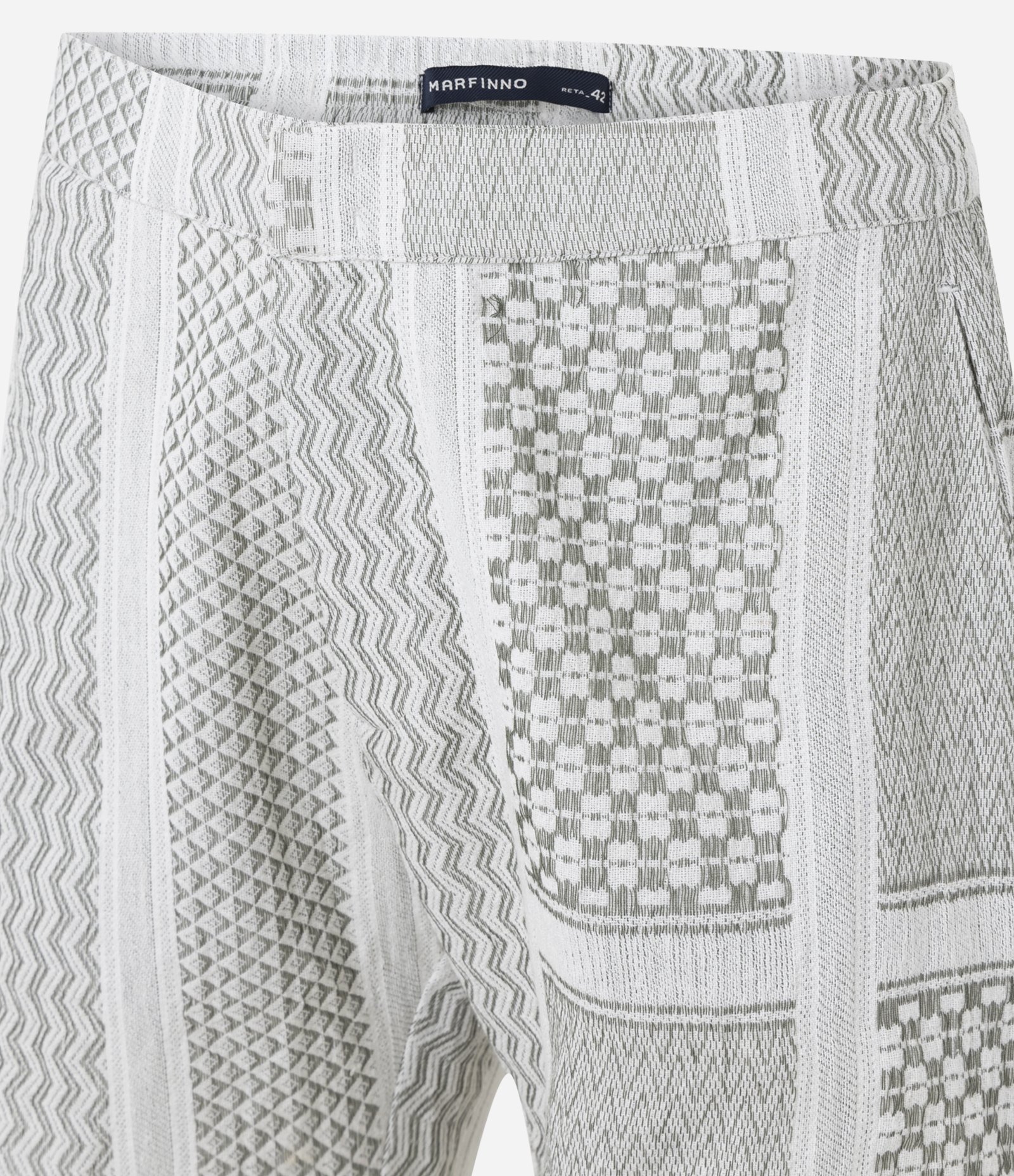 Bermuda em Jacquard Patchwork Geométricos em Tons Neutros Cinza 6