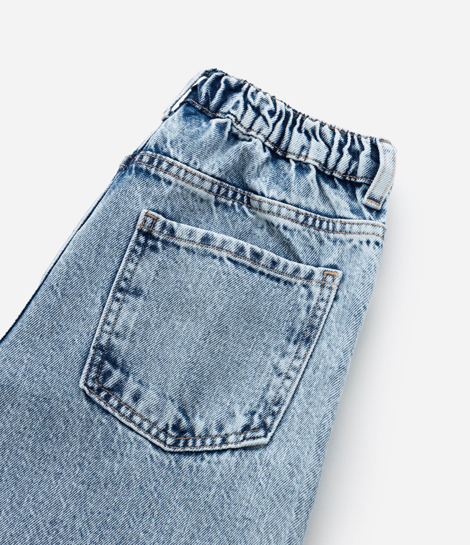 Calça Wide Leg Infantil em Jeans com Brilhinhos - Tam 5 a 14 Anos Azul 4