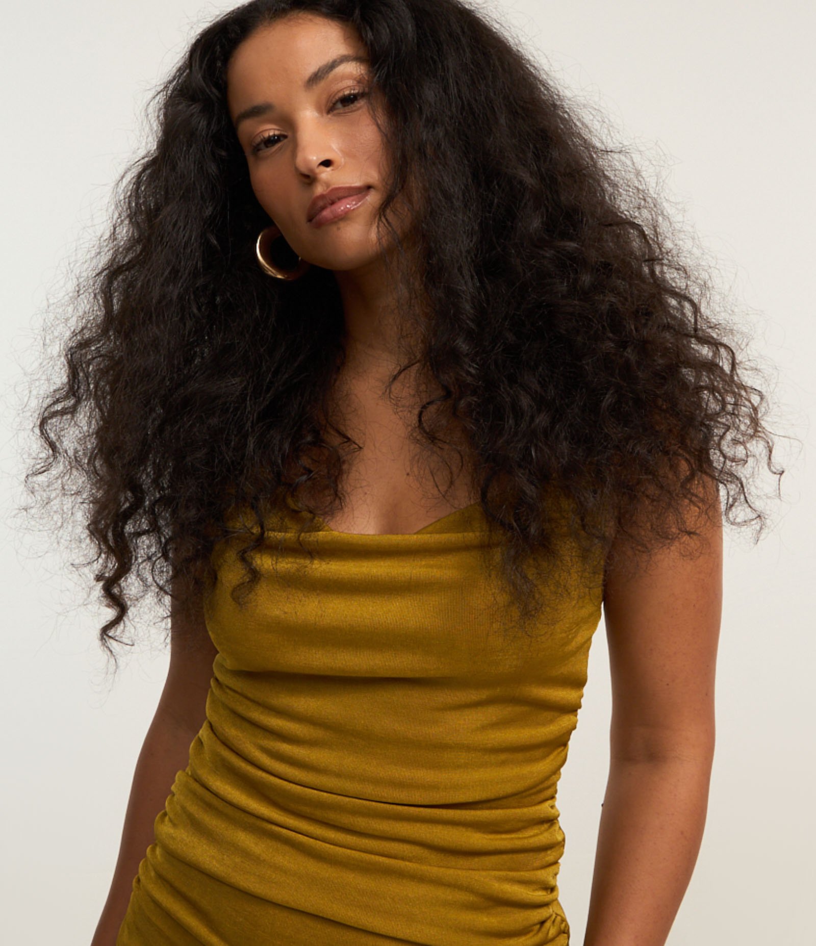 Vestido New Midi em Ribana com Decote Degagê e Fenda Verde 2