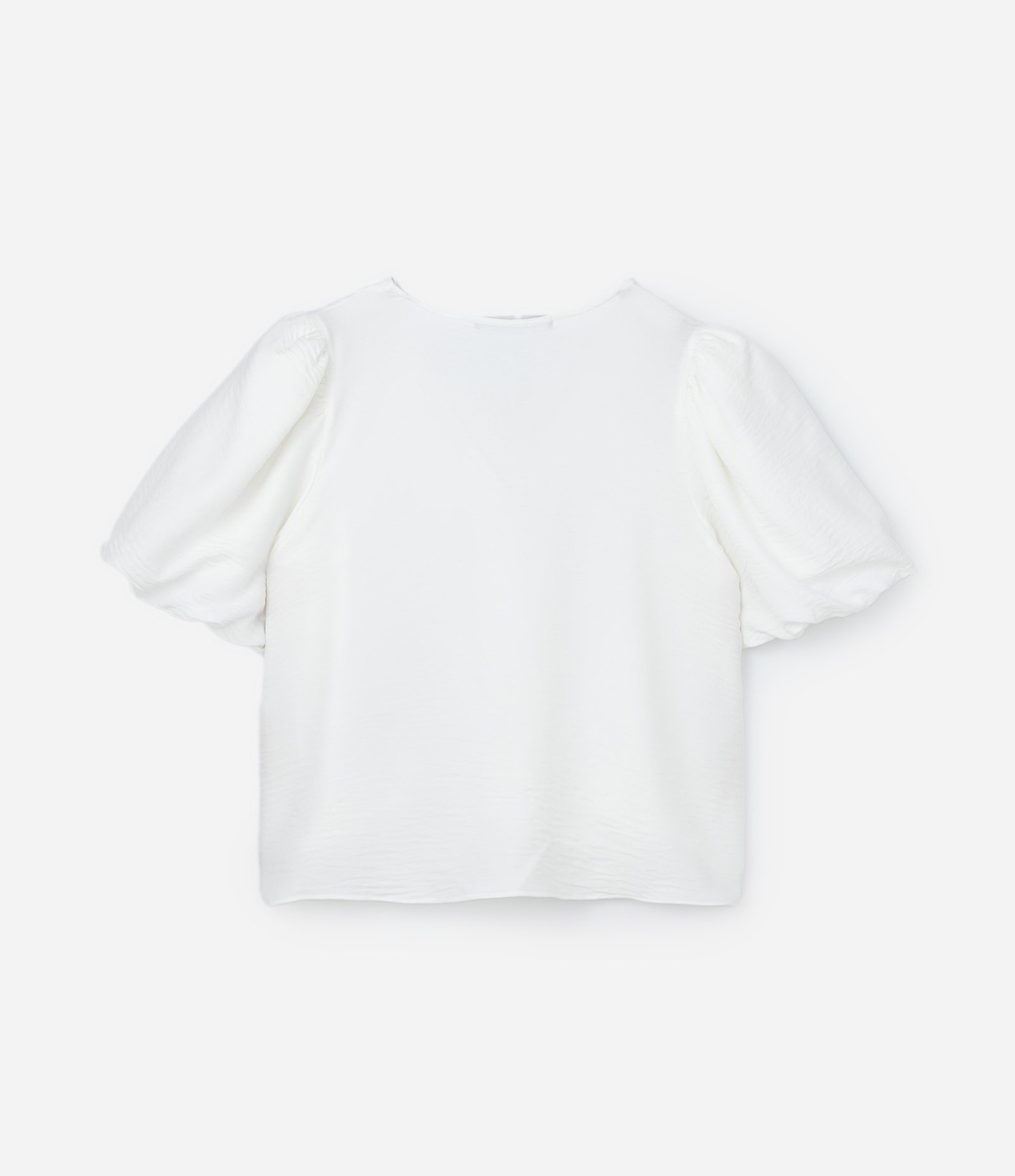 Blusa em Crepe com Botões e Manga Balonê  Curve & Plus Size Branco 2