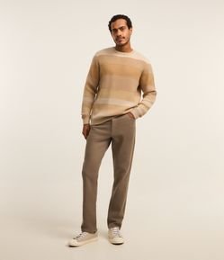 Calça em Sarja com Elastano