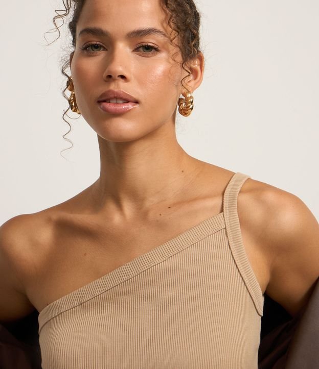 Blusa em Ribana com Ombro Só e Leve Textura